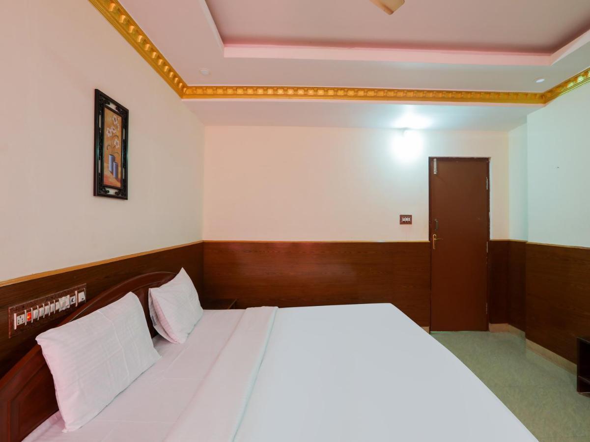 Capital O 84002 Hotel Top In Town President Kushalnagar Exterior photo