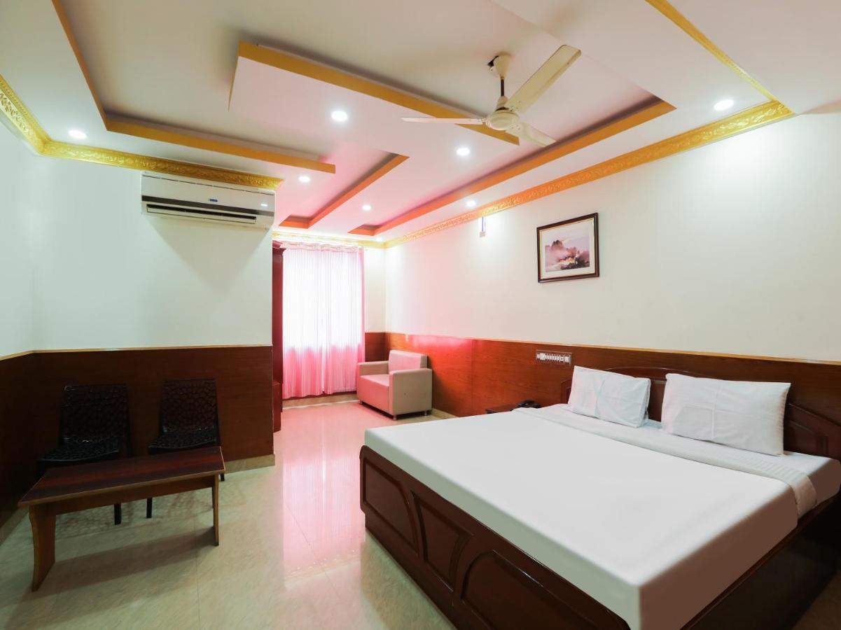 Capital O 84002 Hotel Top In Town President Kushalnagar Exterior photo